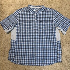 REI Shirt XL Blue Gray Plaid Mesh Vented Stretch Short Sleeve Hiking, size XXL.
